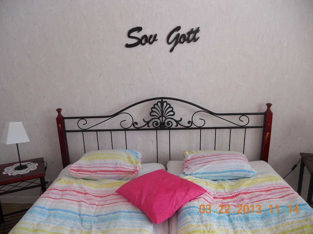 Joastorps Bed & Breakfast Ullared Exterior photo
